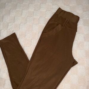 Brown High-Waisted Leggings